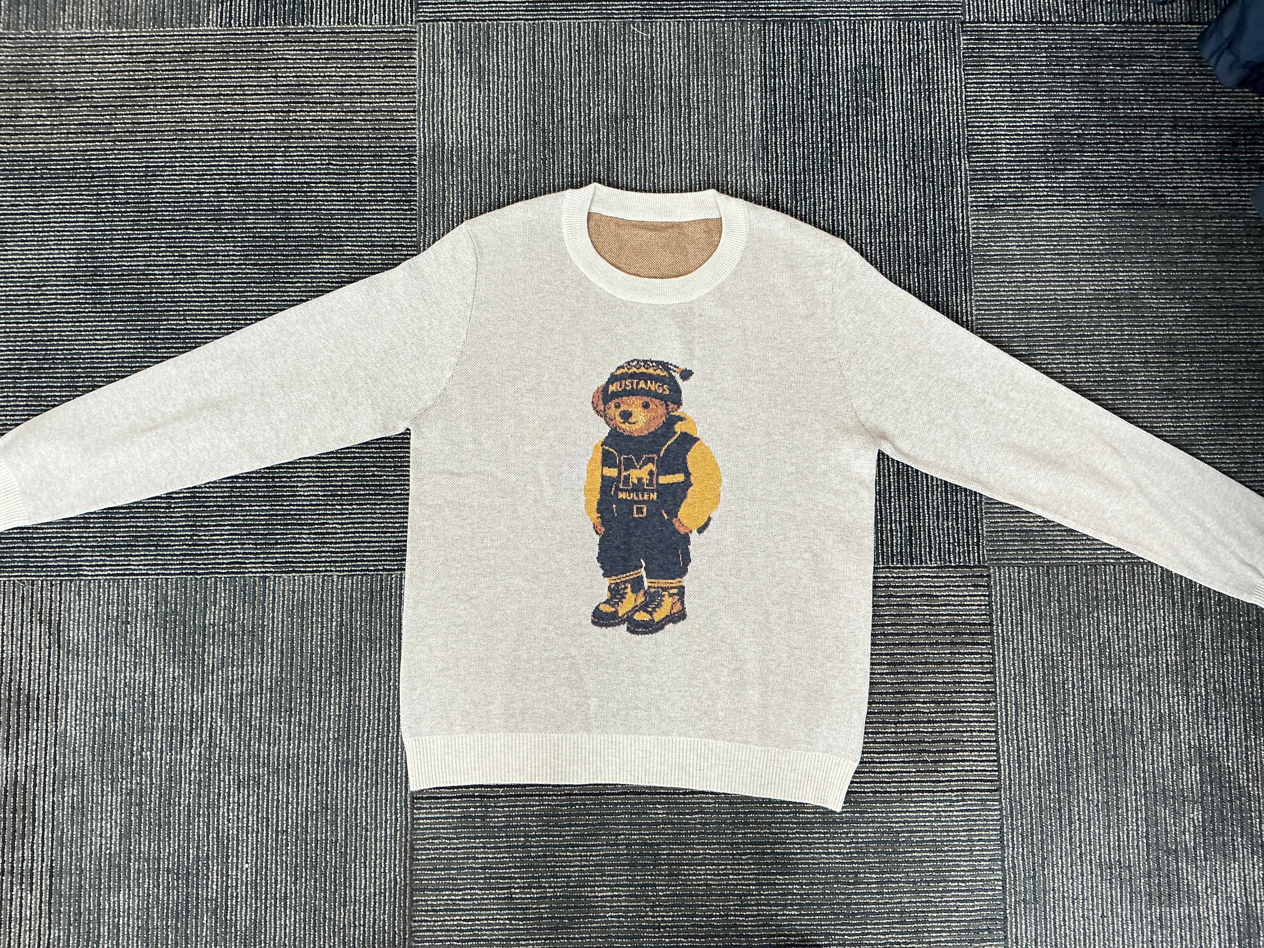 Vintage Teddy Bear Sweater - Spirit